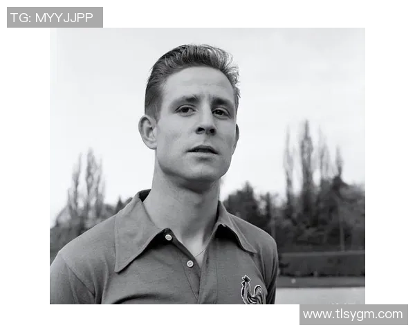 绿茵传奇见证足球史上最成功球星辉煌与永恒荣耀